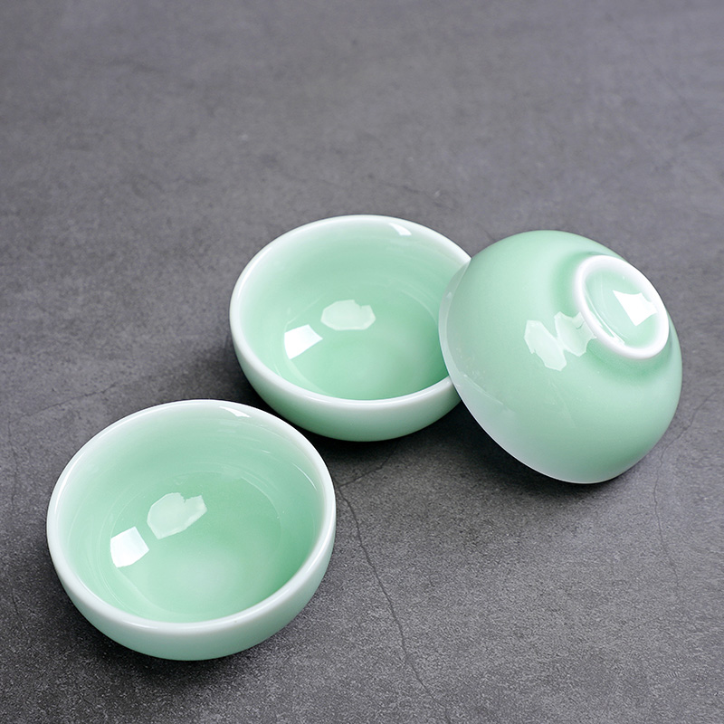 Celadon Fish Cute Teacup, Chin - Celadon Ceramic Cup ulasan dan harga